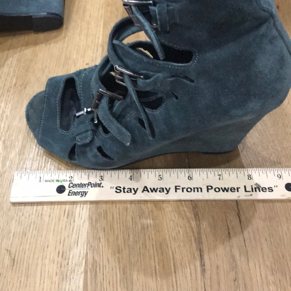 Gray Suede Gladiator Style Wedges - Picture 7 of 12